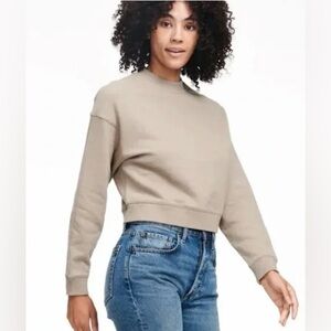 💥PRICE DROP💥 Cropped Sweatshirt- Black